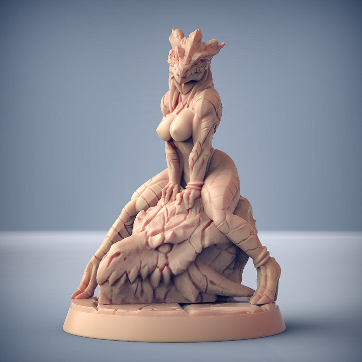 The Lusty Draconian Maid - The Dragonguard Beauty with Breasts